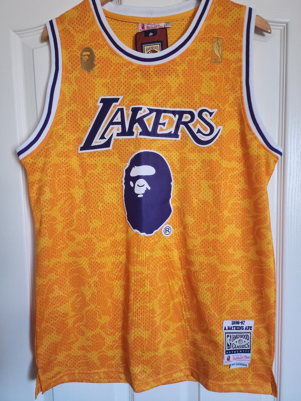 🔥BAPE x LAKERS Mitchell & Ness 1996-97 Hardwood Classics Jersey M NWT NBA RARE